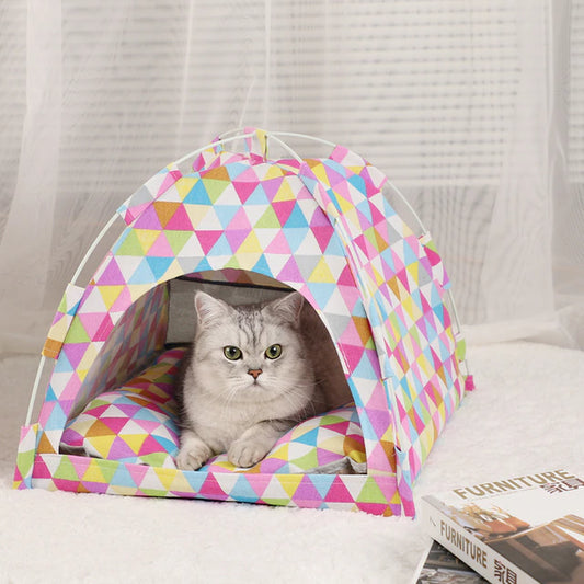 Winter Retreat: Cozy Pet Tent Bed with Warm Cushions - Stylish Cat Furniture for Ultimate Comfort and Relaxation!