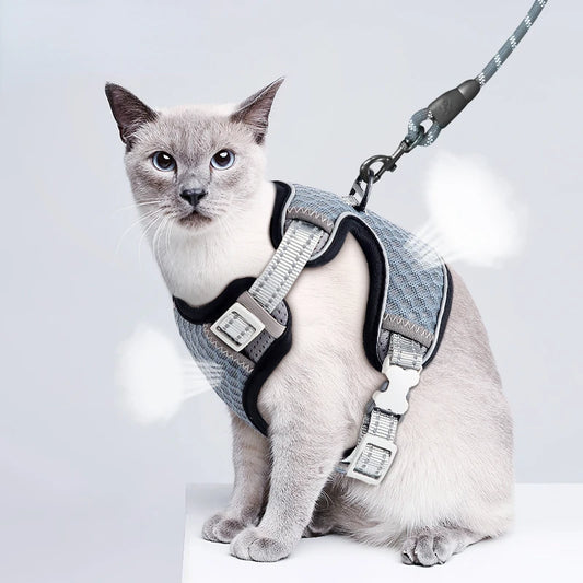 Discover the best Reflective Cat Harness and Leash Set – Adjustable, Escape-Proof, and Stylish for Small to Large Cats. Embrace worry-free outdoor adventures with your feline companion!